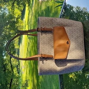 MICHAEL Michael Kors Gray and Tan Tote Bag